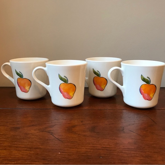 Set of 4 Corning Fruit Basket Cups - Picture 2 of 7